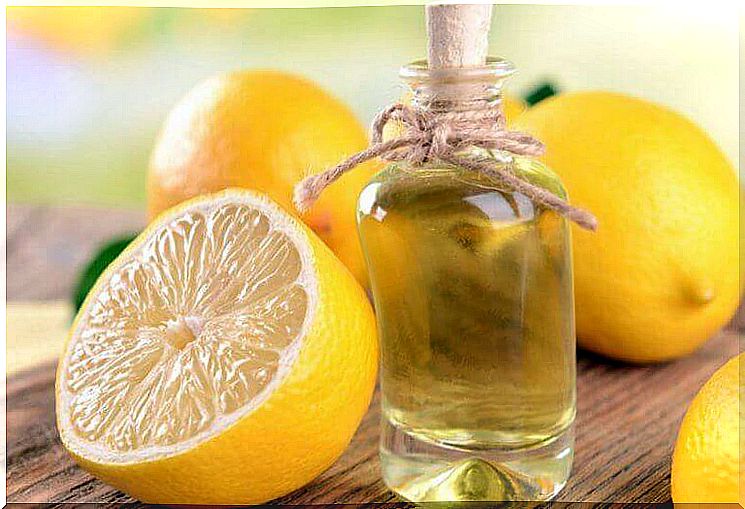 2 ways to make essential lemon oil