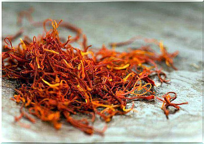 saffron prevents age-related macular degeneration