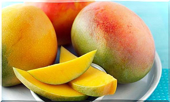 nutritious salad of mango