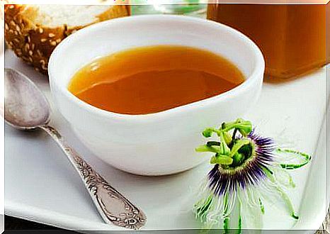 7 natural muscle relaxants: suffering flower tea