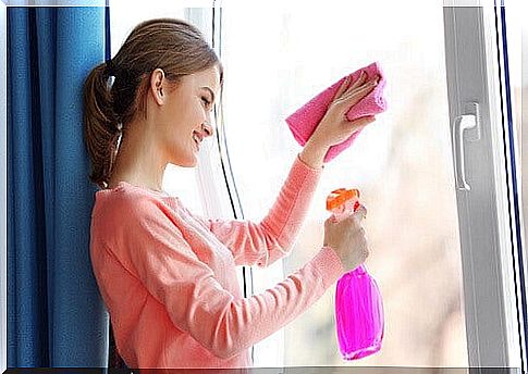 use Coca-Cola for home window cleaning