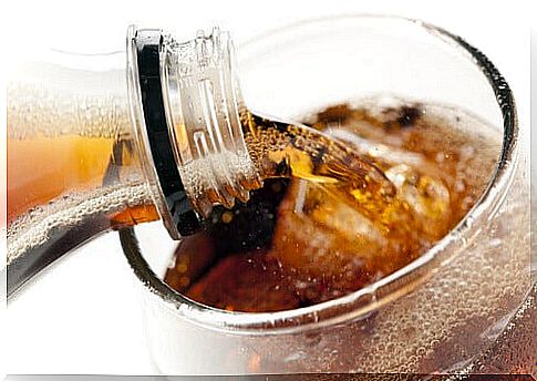 Foods causing swelling - carbonated beverages.