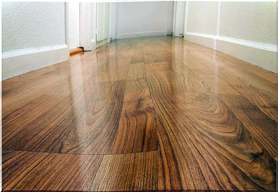 Four ways to polish a hardwood floor