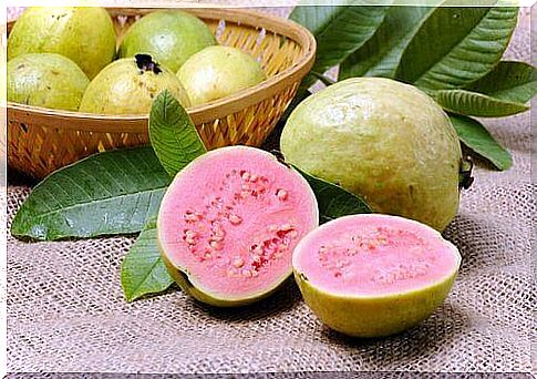 guava in half