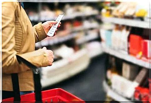 Food additives should be checked in the product label before purchase