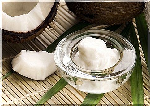 Prepare a natural conditioner from coconut oil.