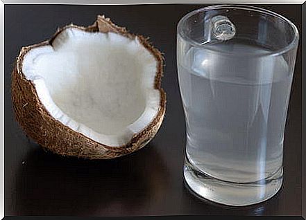 kidney infections controlled with coconut water