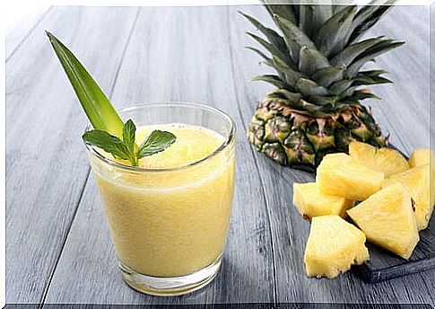 Pineapple removes fluid