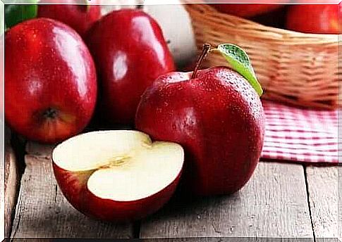 red apples